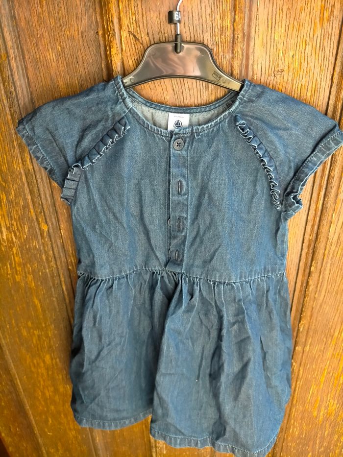 Très jolie robe Petit bateau 3 ans