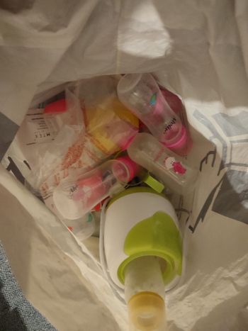 Chauffe biberon + adaptateur pour chauffe petit pots  + biberon neuf