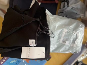 Carton vêtements et autres accessoires 