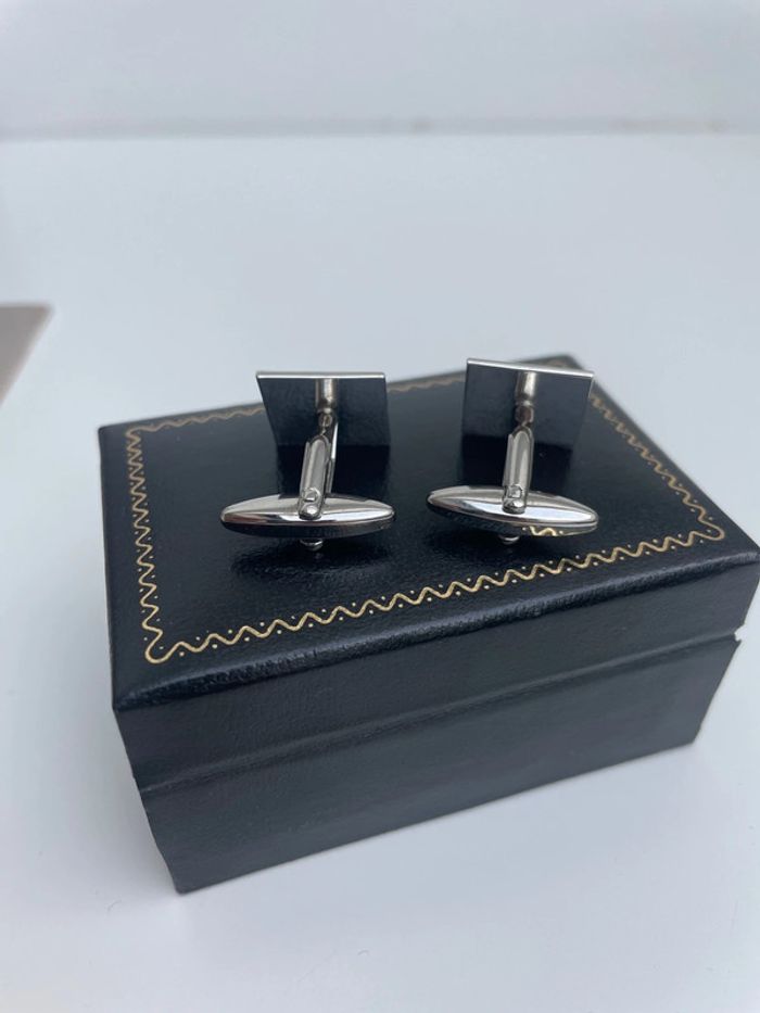 Boutons de manchettes neuf - photo numéro 2