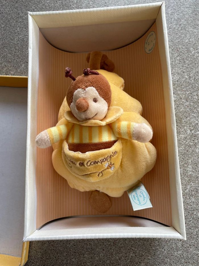 Ma boîte à musique Doudou et compagnie Ponpon le Bourdon