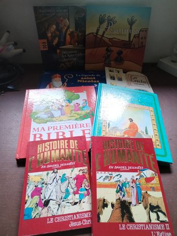 Lot de livres sur la religion