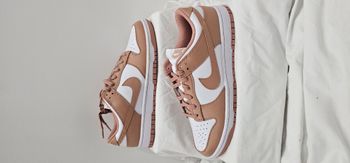 Baskets Nike Dunk Low Retro SE taille 44.5