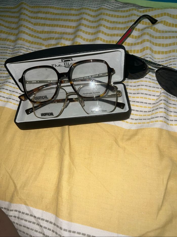 Lunettes unofficial très