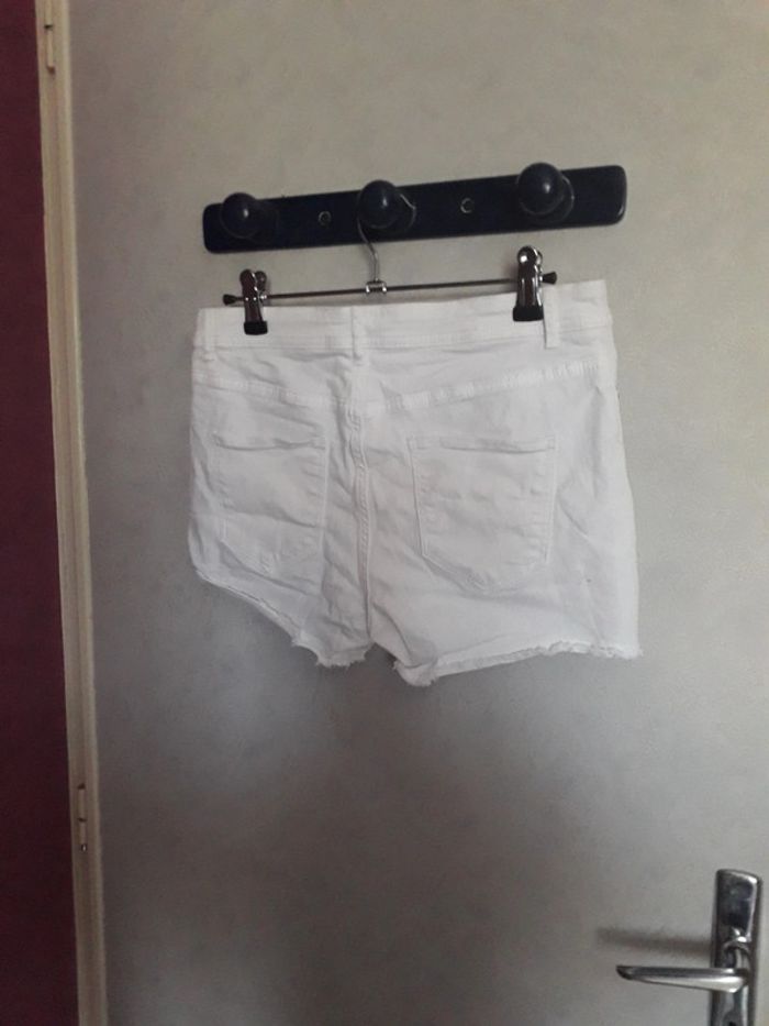 Short blanc - photo numéro 2