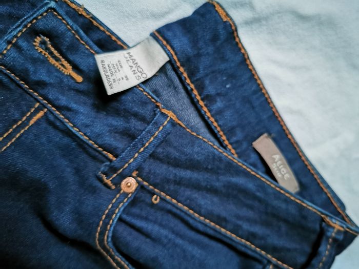 Jean Mango 38 - photo numéro 2