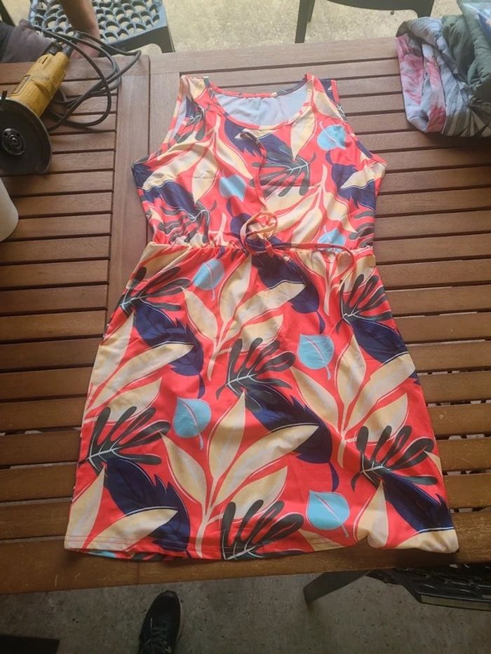 Robe courte - photo numéro 2