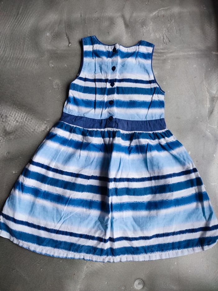 Robe 5 ans in extenso - photo numéro 2