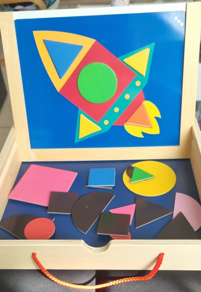 Malette mes 1ers jeux magnetiques