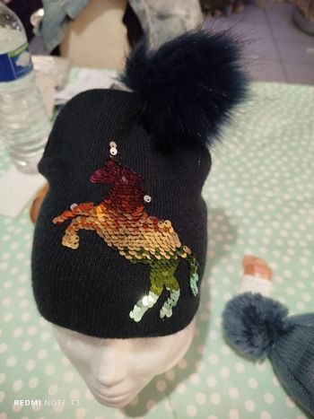 #kytie8ansfille. Bonnet taille 8/10/12 ans