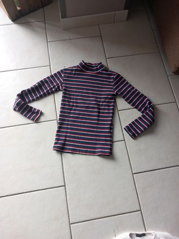 Sous pull col montant kiabi fille 10 ans tbe