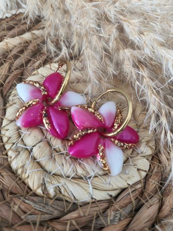 Boucles d'oreilles faites mains 