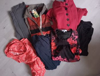 Lot vêtements taille 42 en Tbe et Neuf