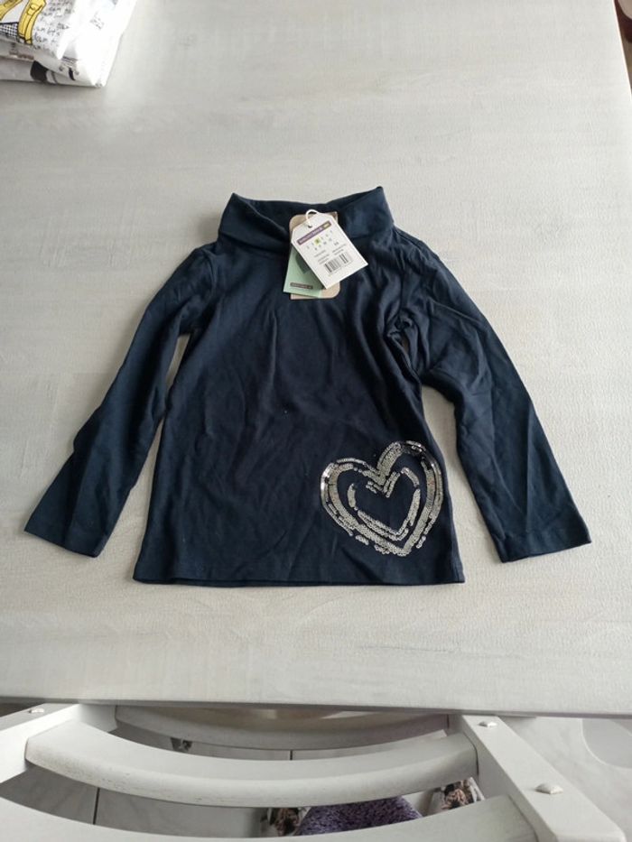 Sous pull neuf 4 ans sergent major