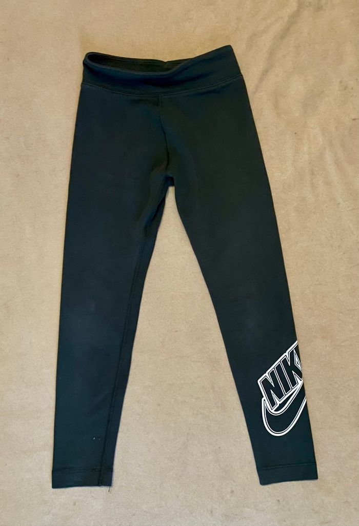 Lot pantalons 8 ans - photo numéro 2