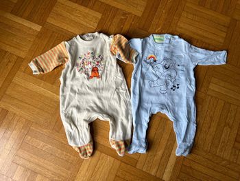 Lot 2 pyjamas fin 1mois