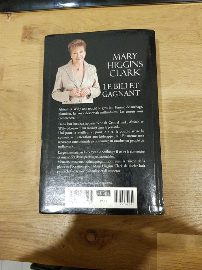 Le billet gagnant - Mary Higgins Clark - photo numéro 2