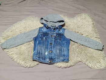 Veste à capuche bi matière