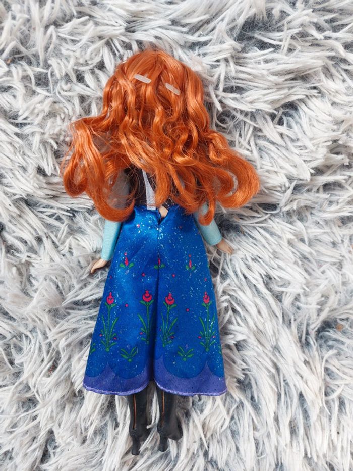 Poupée elsa de la reine des neiges - photo numéro 2