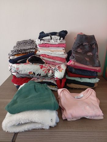 Vêtements filles 9 mois