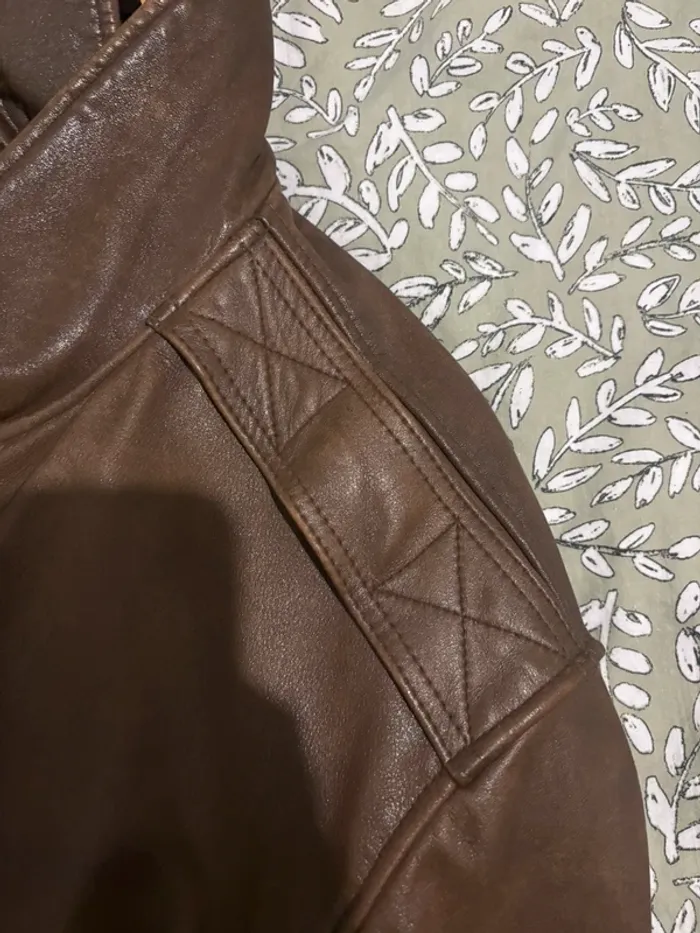Blouson en cuir Chevignon - photo numéro 7
