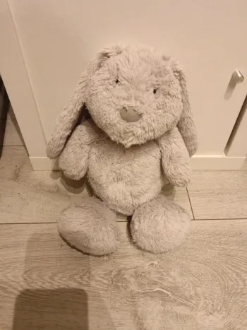Peluche lapin de chez maison du monde