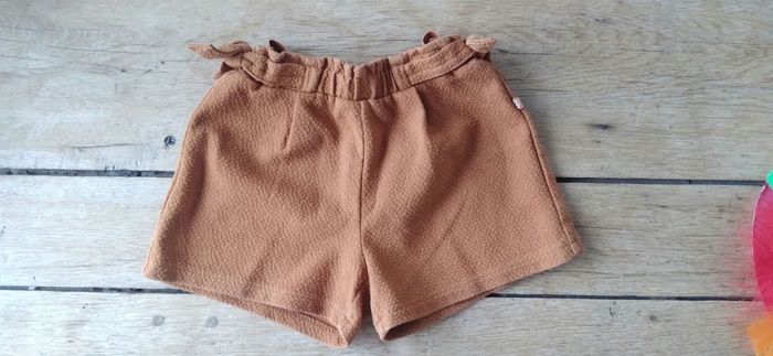 Short gaufré camel 3 ans