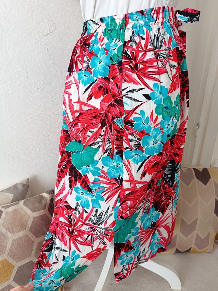 Jupe fleurie - photo numéro 2