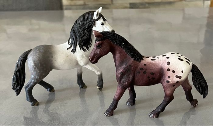 2  schleichs