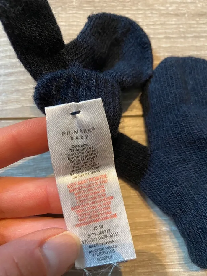 Chaussettes hiver et gants - photo numéro 5