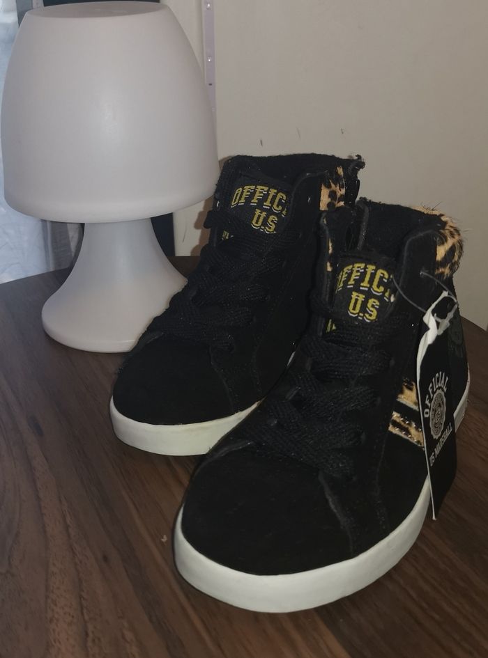 Baskets U.S Marshall P27 neuves