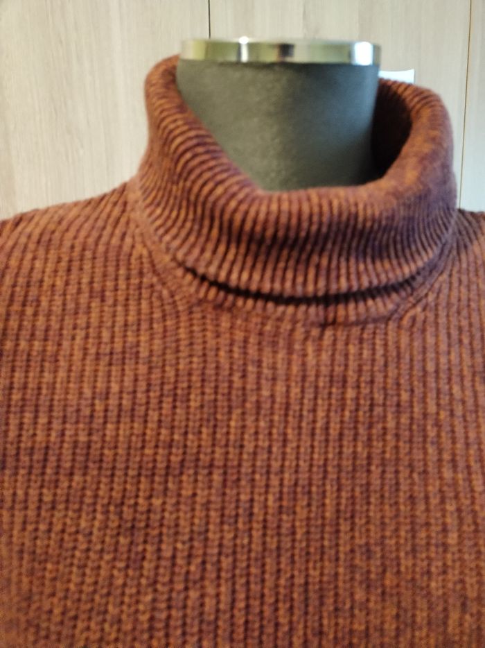 Pull femme taille 39/40 - photo numéro 2
