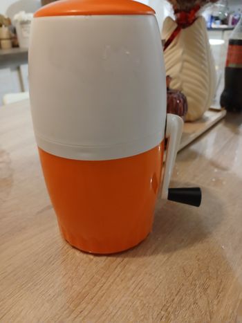 Ancien Hachoir Vintage 