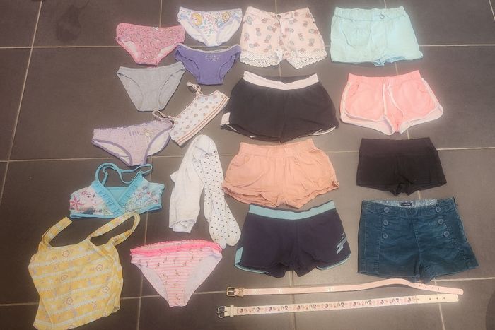 Lots de vêtements fille 8 ans