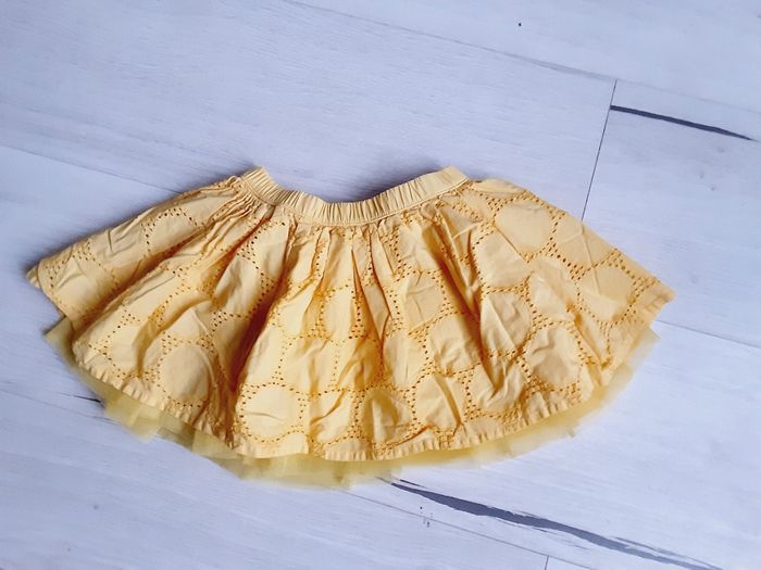 Vêtement bébé fille jupe jaune réversible à tulles et broderies Obaïbi 1 an 12 mois - photo numéro 3