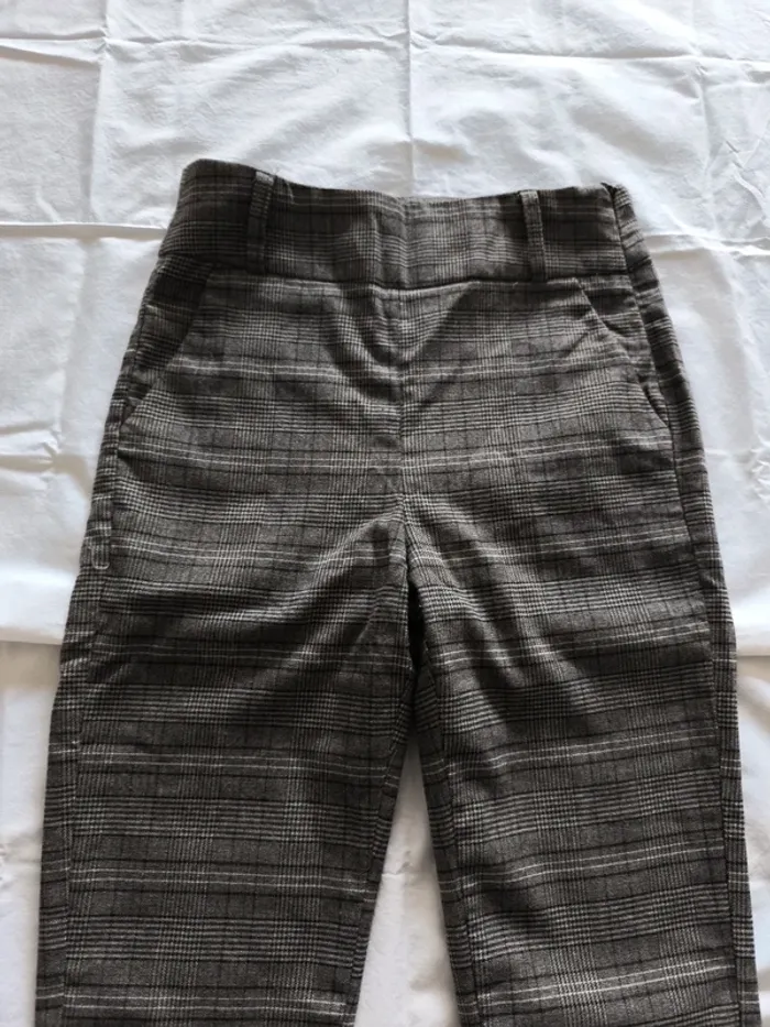 Pantalon neuf - photo numéro 3