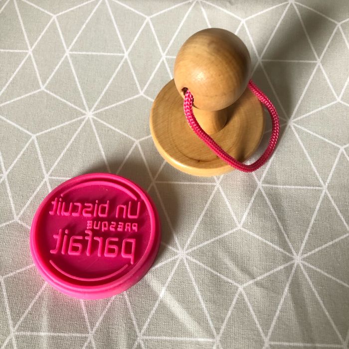 Tampon Un biscuit presque parfait - photo numéro 8