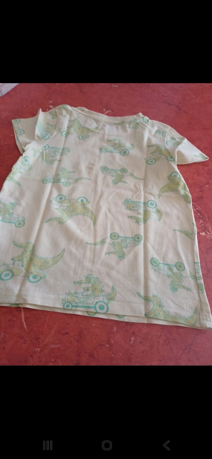 T.shirt garçon taille 4 ans - photo numéro 3