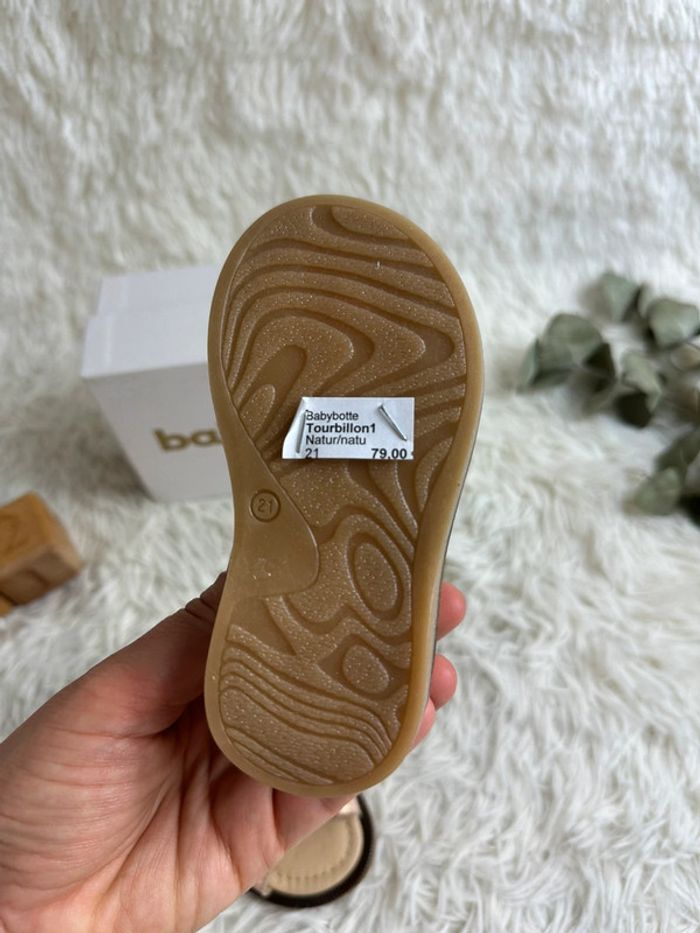 Paire de sandales Babybotte taille 21 - photo numéro 3
