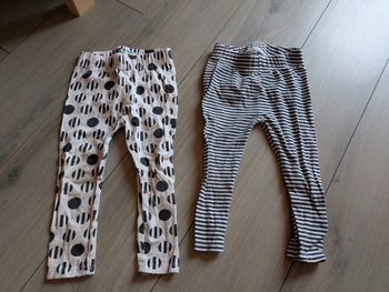 Deux leggings 12-18 mois blanc noir mixte
