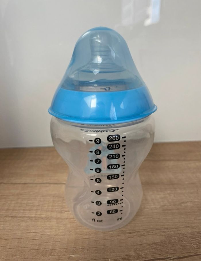 Biberon - photo numéro 3