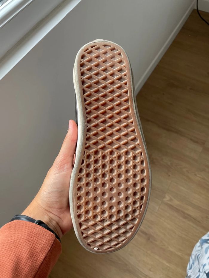 Vans noires - photo numéro 3