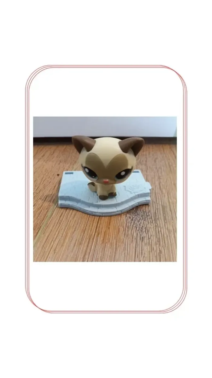 Figurine chat sur socle Littlest Pet Shop - Hasbro - photo numéro 2