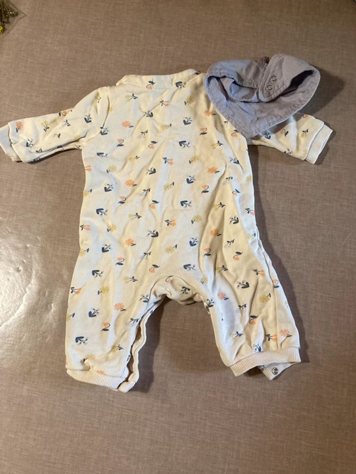 Combinaison bébé Bout’chou + bavoir assorti - Taille 3 mois - photo numéro 6
