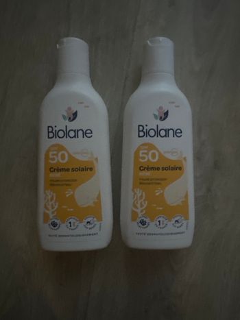 Lot 2 crème solaires bébé Biolane spf 50 neuves