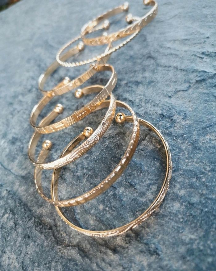 A47 lot de 7 bracelets jonc doré or tendance réglable - photo numéro 3