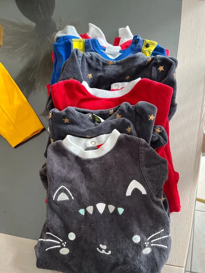 Lot bébé 3 mois - photo numéro 2