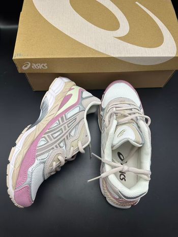 Asics Gel NYC rose 36