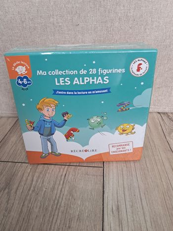 Les alphas. Recrealire. Ma collection des 28 figurines alohas. Neuf !