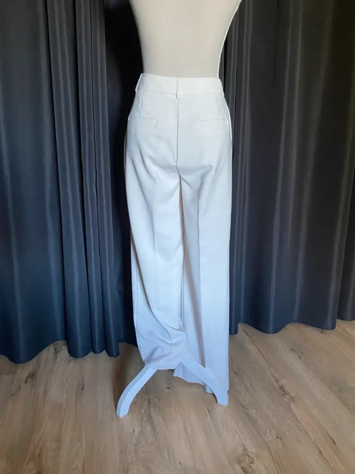 Ensemble Tailleur pantalon avec veste sans manches - photo numéro 12